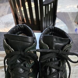 SWISS  MICHEL JORDI Black and Green Ankle Boots